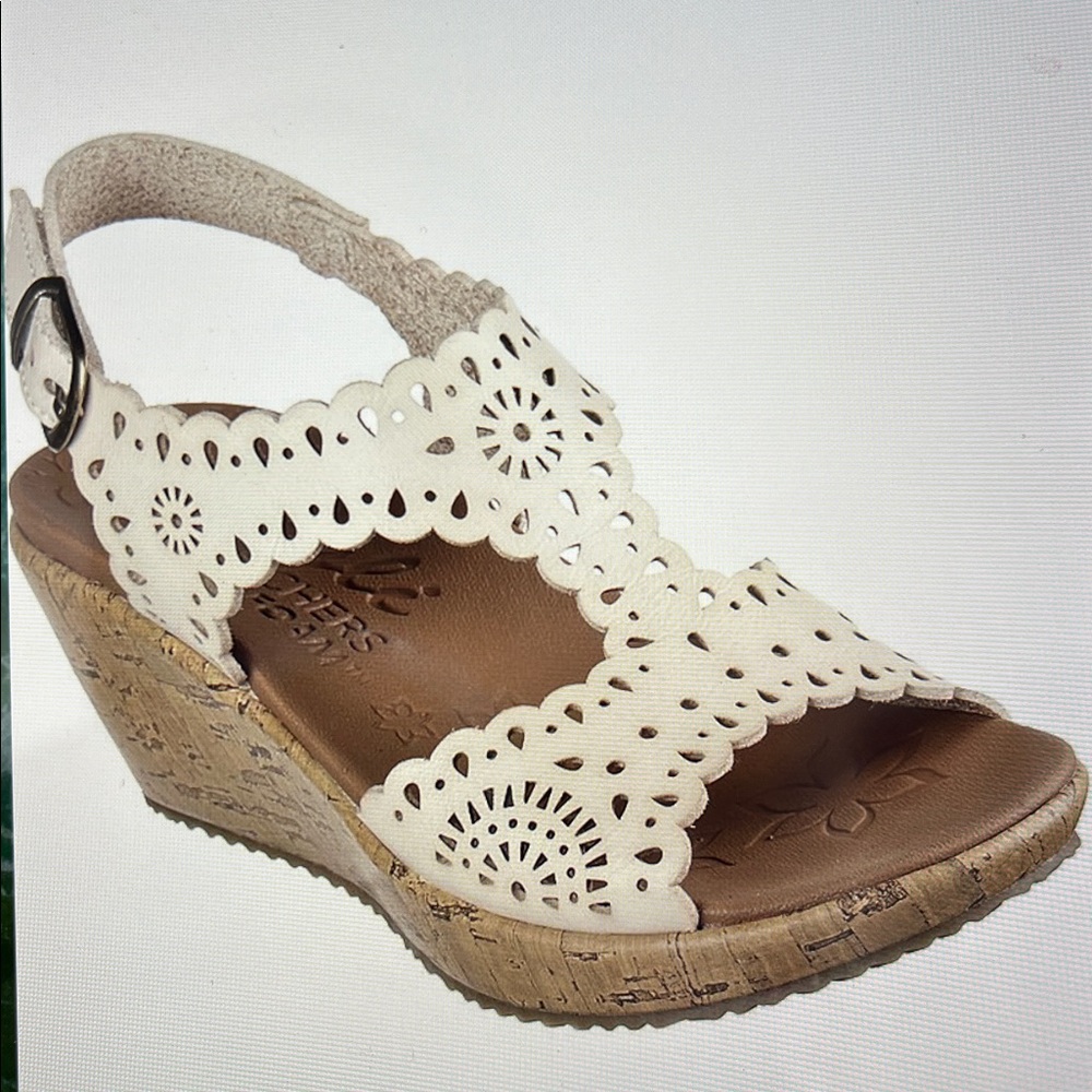 Skechers Cali Beverlee Easy To Adore Women's Wedge Cream Sandals Size 7.5